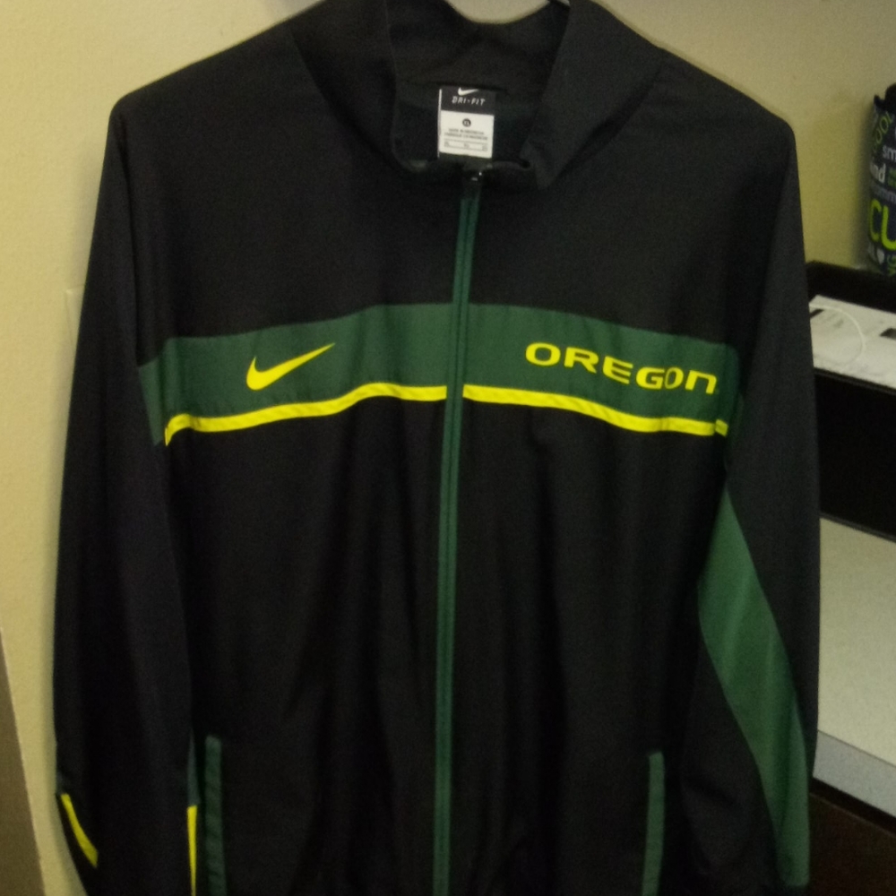 Nike Dri Fit Oregon Ducks jacket